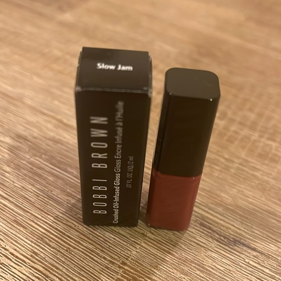 Makeup Bundle - Picture 10 of 12